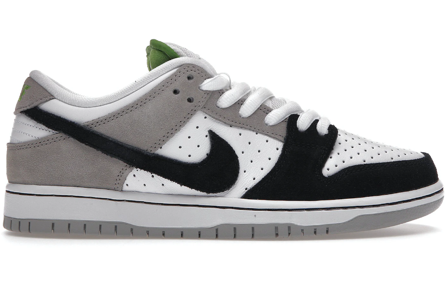 NIKE - SB Dunk Low "Chlorophyll" - THE GAME